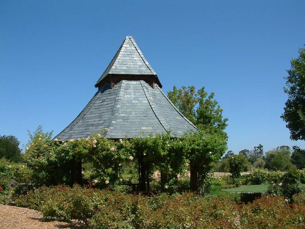 Upside-Down Conical Roof Retreat